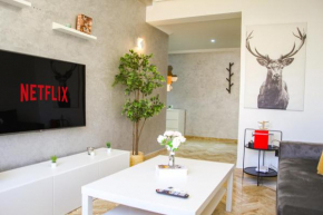 Cozy Apart 2BR + Parking- FastWIFI- 3MN WALK MALL